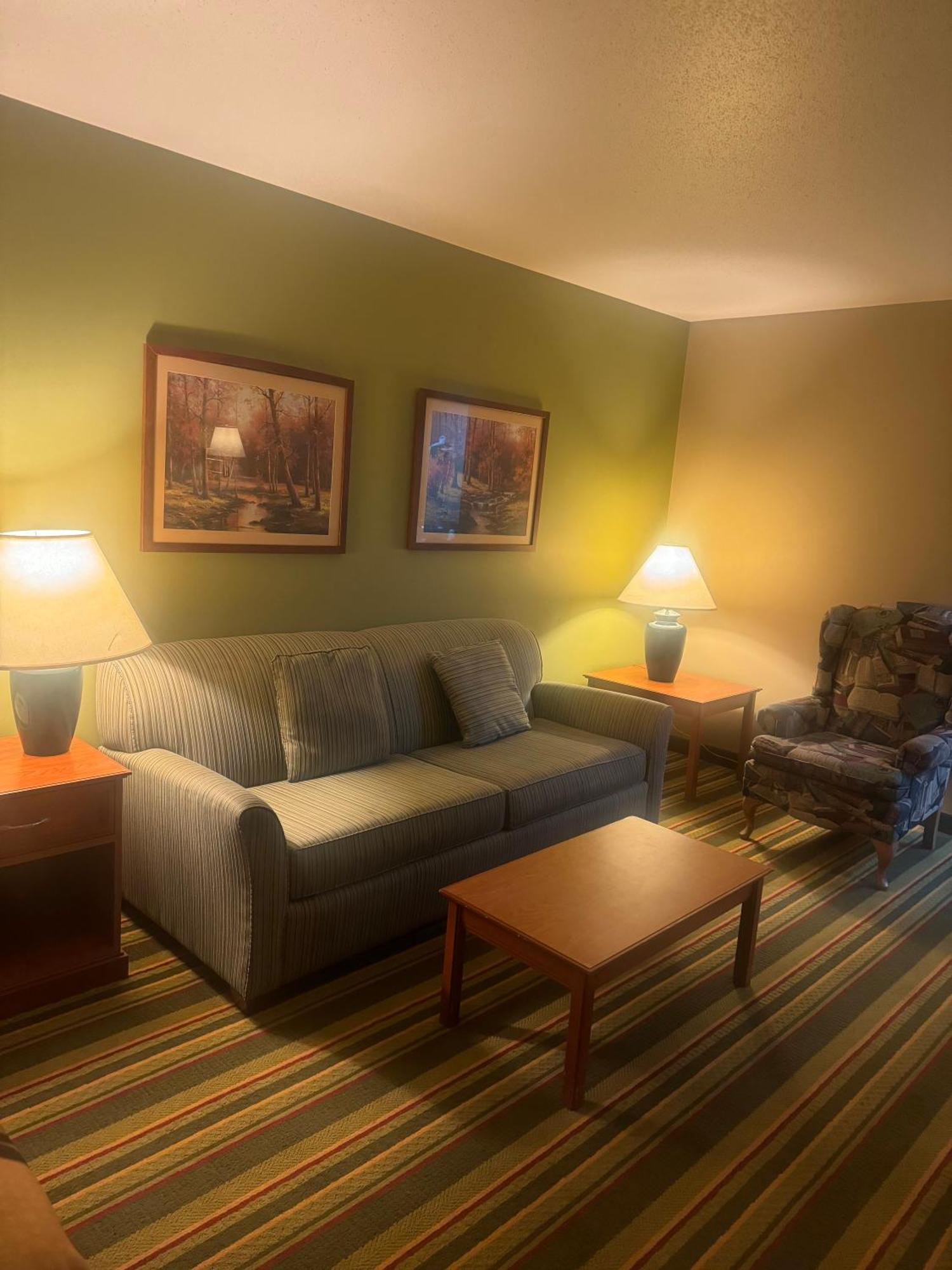 Super 8 By Wyndham Sparta Extérieur photo