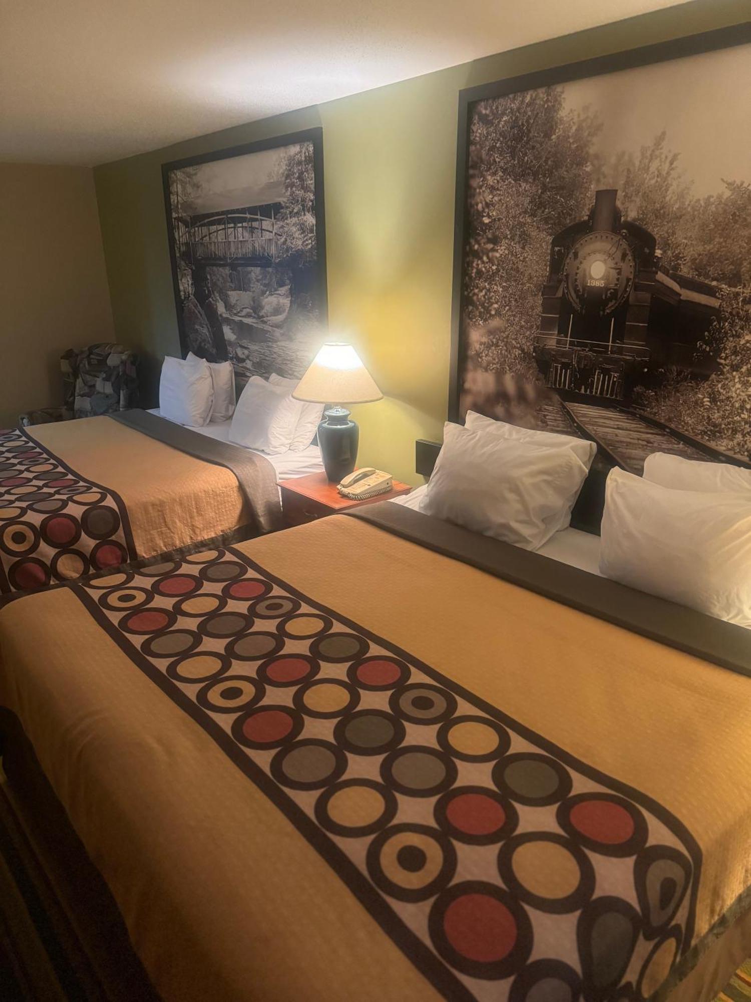 Super 8 By Wyndham Sparta Extérieur photo