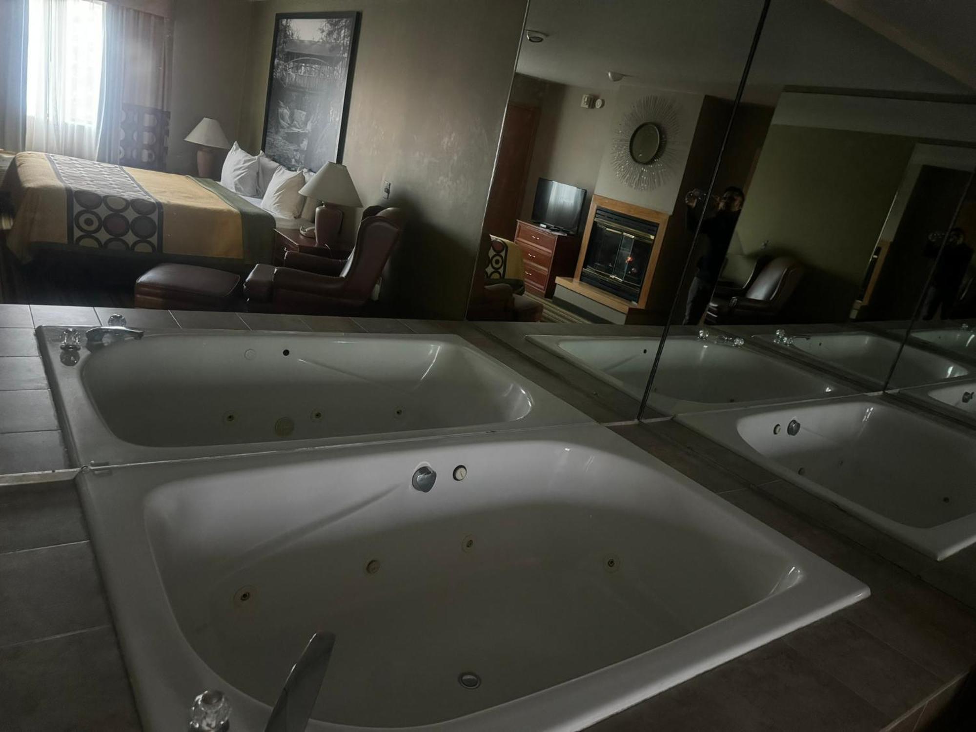 Super 8 By Wyndham Sparta Extérieur photo